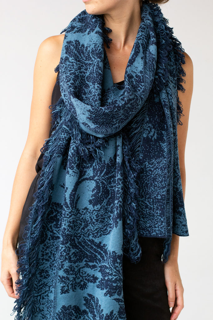 Front detail view of deep ocean and lagoon colour Damask Scarf by Wendy Voon knits in merino wool, linen and cotton