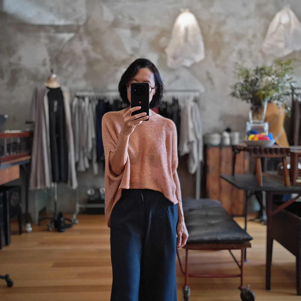 Video of High Low Top in Peachy Sparkles colourway.